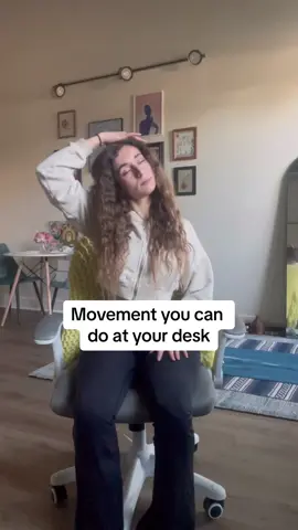 Try out these 5 yoga poses you can do right from your desk to keep your joints and muscles as loose as possible! @mackenzie #yogafordeskworkers #yogaatyourdesk #yogafortightshoulders #wellnesstip #mindbodygreen 