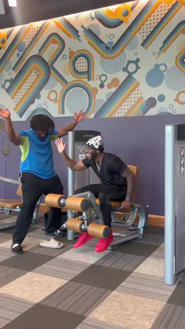When you and the gym bro link back up#gym #gymbro #fyp 