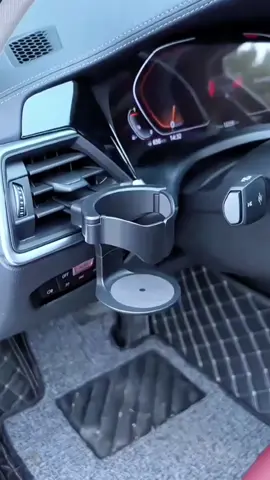 Cup holder for air conditioning vents, suitable for various vehicle models#tiktokshopsgsale #tiktokshopcrossborder_seasales #fyp #Carmountedashtray #carnetbag 