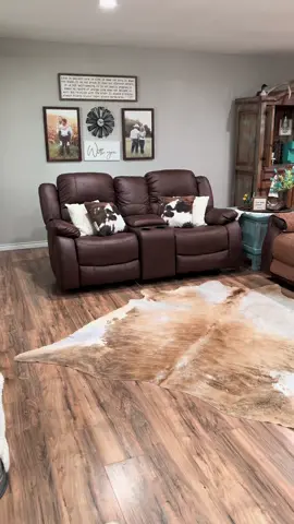 Which color rug from Lahome is your favorite? Please let me know in the comments 🙌🏻 #washablerugs #lahomerugs #rugsoftiktok #fyp #fypシ #whatiorderedversuswhatigot #funny #beforeandafter #beforeafter