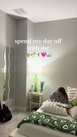 day in the life! #dayinmylife #ditl #nursesoftiktok #nurse #motivation #dayinmylifevlog #dayinthelife #contentcreator #contentcreatortips #content #traderjoes #selflove #SelfImprovement #gooddays #goodday 