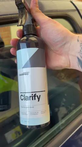 Voila comment enlever des traces de colle !! #shinewizard #detailing #magic #CleanTok #astuce #colle #decoller #vitre 