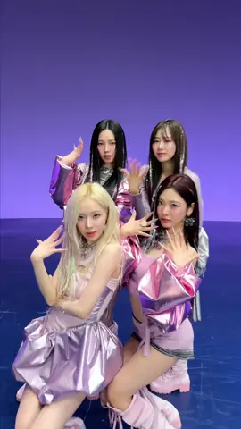 We're like Some kind of Supernova 👾 #aespa #에스파 #KARINA #카리나 #GISELLE #지젤 #WINTER #윈터 #NINGNING #닝닝 #Supernova #aespaSupernova #Armageddon #aespaArmageddon