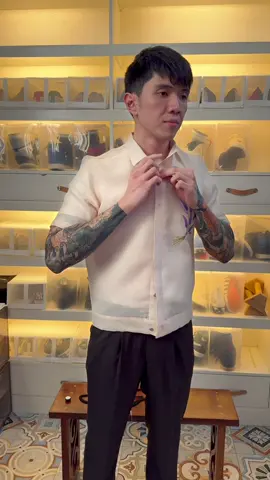 Loving these modern barongs ! #fashion #mensfashion #filipinofashion