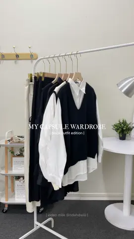 black outfits~ ᡣ𐭩  #ootdhijab #OOTD 