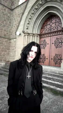 NEW SONG OUT!! Plz go stream my bands new song :)) its very dark and sad and ik youre gonna LOVE it!! #gothboy #vampiregoth #metalhead #metalcore #emoboy 