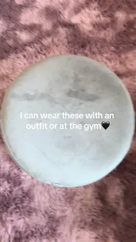 Love them! #sunmerfit #outfit #sportsbra #tiktokfashup 