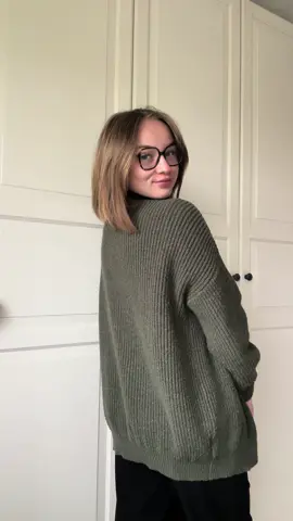 ootd 🪻 #foryou #fyp #pourtoi #pt #fypシ #ugccreator #OOTD #outfitoftheday #creatricedecontenu 