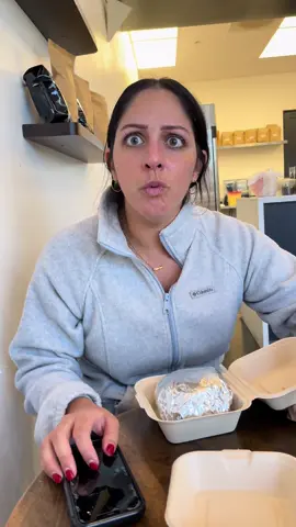 She cried immeditaly after this 😂 @teebee #pregnancyannouncement #pregnant🤰 