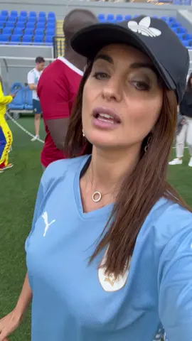 Hoy me saltó este recuerdo ⚽️ de cuando jugué un partido contra Yaya Touré en Qatar y le hice tremendo caño (??) 🤌🏼 🤣 #futbol #football #qatar #Uruguay #mundial #yayatoure #fyp #parati #foryou 