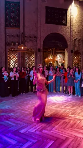 Elite Arabian Mujra belly dance party. #bellydance 