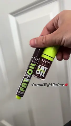 Slick click lip balm & lip oil 👀👀  @nyxcosmetics_uk  #nyxcosmetics #nyx #makeup #grwm #lip #lipstick #fyp #girl #influencer #fyp #trending 