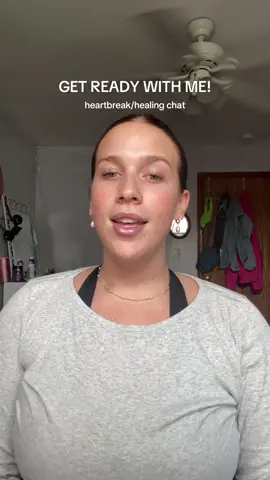 I am so blessed to serve a God that draws CLOSE to me in seasons like this, to have access to His Word, and have resources like @Glorifyappofficial offers.  “The Lord is close to the brokenhearted and saves those who are crushed in spirit.” ‭‭Psalms‬ ‭34‬:‭18‬ ‭ #GlorifyPartner #ad 