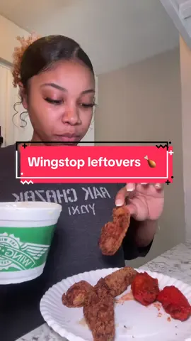 Leftover wingstop🍗 @Wingstop #fypage #fypシ゚viral #fyp #foryoupage #foryou #parati #bigbites #yummy #asmr #food #Foodie #FoodTok #mukbangeatingshow #mukbang #wings #wingstop #ranch #wingstopranch #hothoney #eat #eatwithme #eating #eatingshow #eatkngsounds 