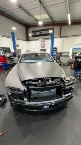 Fitting the mansory bumper 🤷‍♂️ #rollsroyce 