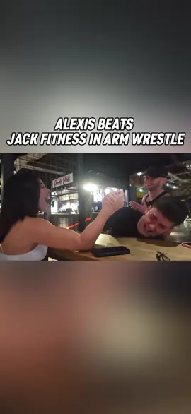 Jacks Fitness loses arm wrestle against Alexis🤣🤣🤣 #jacksfitness #alexisreed #edmatthewstokky #edmatthews #elsarae #edmatty #kickstream #mogged #gym #GymTok #Fitness #bulk #dr4ma #funnyvideos #funny #armwrestling #armwrestler #armwrestle #fy #fyp #foryou #foryoupage #viral 