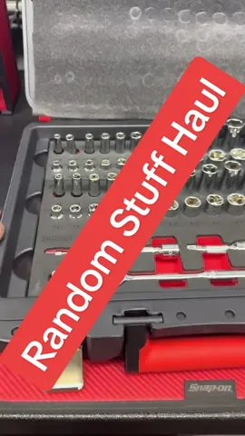 Random stuff haul #fyp #foryoupage #mechanic #tool #mechanicsoftiktok #autorepair #tooltips #technician #tools #car #carsoftiktok #toolboxtour #toolbox #snapon #snapontools #cars #autel #autelmaxisys #tubotowels #snappymonday #mechanictok 