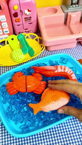 💙싱싱한 해산물을 손질해봐요💙 (Let’s prepare fresh seafood) 💞소리를 켜고 시청해주세요💞 -Please turn on the sound #장난감 #장난감추천 #satisfyingvideos #주방놀이#satisfying #toy #toys #toycollector #asmr #toystagram #역할놀이 #장난감리뷰 #foodtoys #toycollection #toyartistry #play #소꿉놀이 #pretendplay #seafood #immersive #kitchentoys #fyp 