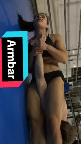 Armbar setup and execution #tapout #mixedwrestling  #anotheronebitesthedust #girlpower #foryou #strongwomen #stronglegs #femaleathlete #armbar #armbarprincess 
