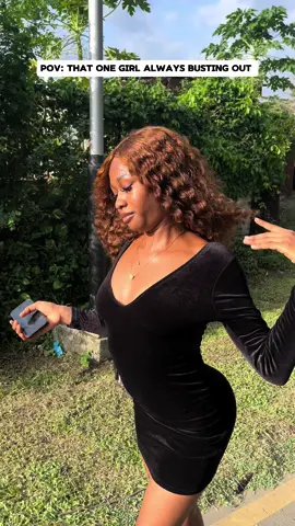 That particular girl that can’t walk or stand without chesting out. 😂😂 W @PAPER CHAZE  #fyp #viral #chestingout #girls  #relatable #theprettyprecious 