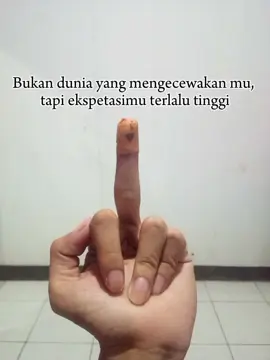 jangan cintai dunia,cintailah pencipta dunia nya#capcut #storytime #strory #storywa #storyinstagram