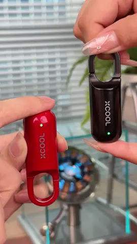 I no longer have to worry about my luggage when I go out#lock #fingerprintpadlock #security #travrling#suitcase#luggage  #fyp #tiktokmakemebuyit 