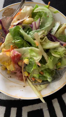 Makan sayur mentah jd candu 🥺🤤 #salad #kewpie #saladdressing #dressingsalad #saladenak #saladsayur 