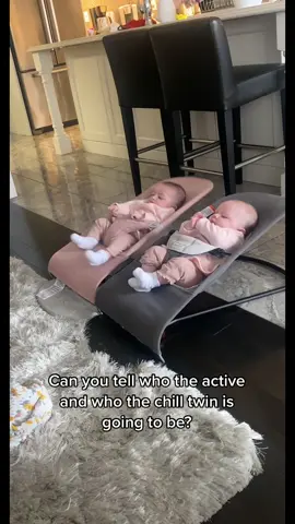Bounce away! Thank you for sharing this moment @Ava & The Twins 🩷👋  #BabyBjorn #BabyBouncer #twins 