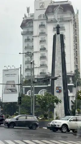 Bogor bagian mana yang memiliki nuansa bening?… 😍😍😍 #bogor #kebunrayabogor #bogorkotahujan #tugukujangbogor #samsung #hotelamarossabogor 