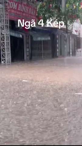 Ngã tư Kép Lạng Giang khi trời mưa#kunmon #98bacgiang❤️ #mưagióbãobùng 