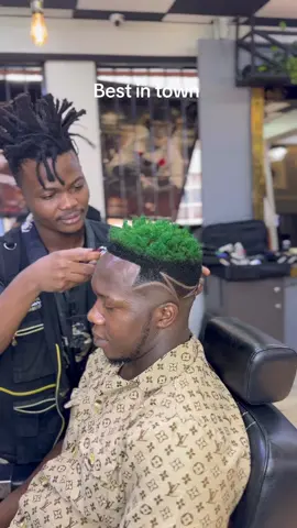 Best barber in town  #fyppppppppppppppppppppppp #tiktokkenya🇰🇪🇰🇪🇰🇪 #patohthefademaster #bahatikenya #tiktokkenya🇰🇪🇰🇪🇰🇪nairobi #bestbarberintown #tiktokkenya🇰🇪🇰🇪 #barbershop #foryourpage #fyp #bestbarber 