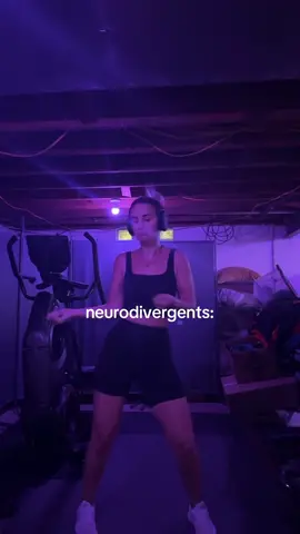 I just wanted more space to dance 🥲🕺😈 #dance #joyfulmovement 