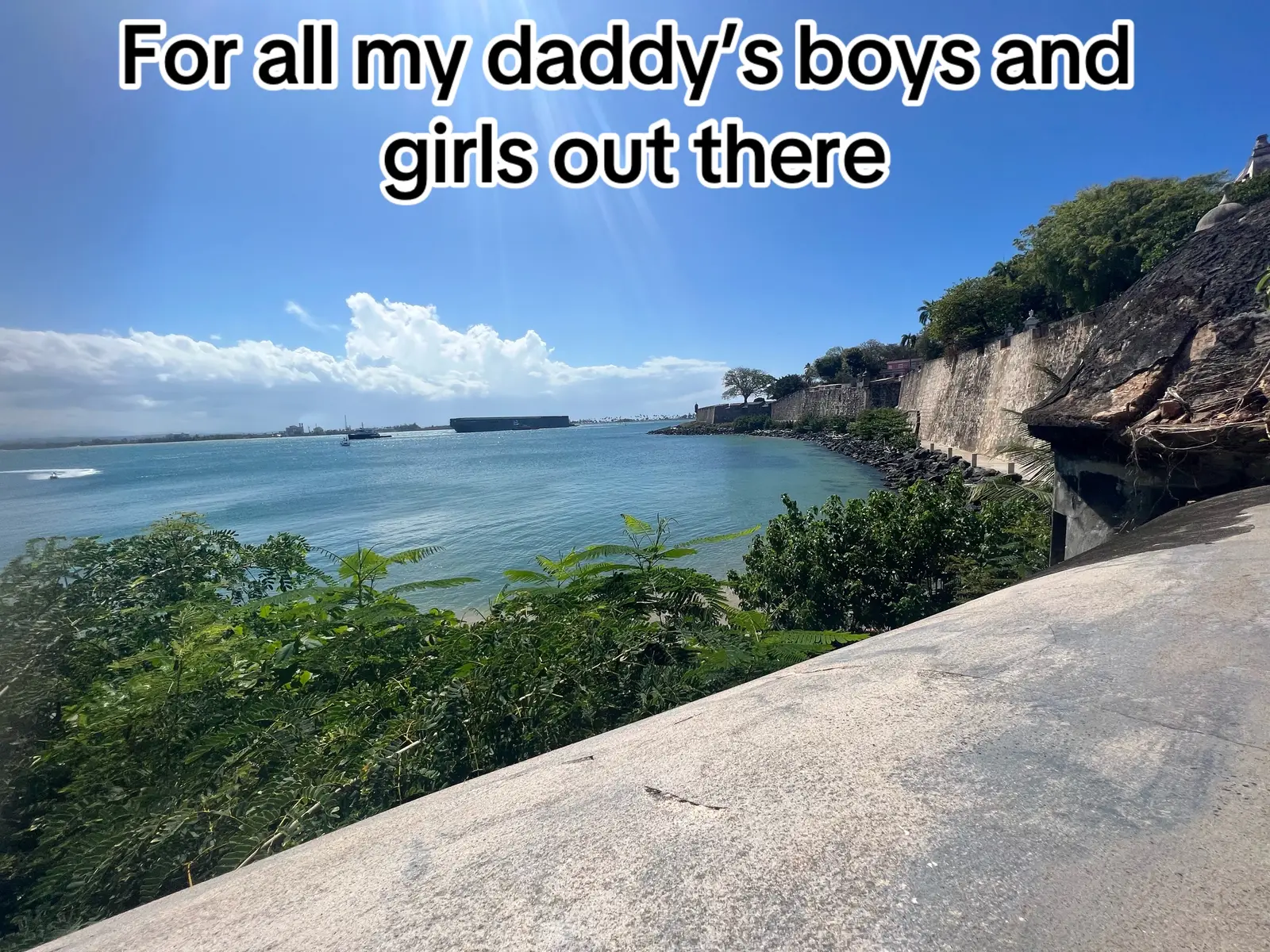 Daddys money!!!#fypシ #viral #foryoupage #college #hat #dad #son #daughters 