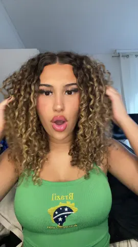 Eine lockige Madame #maroc #curlyhair #fyp #foryoupage #blowthisup #viral #curls 
