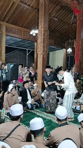 Masyaallah 😇 #muhammadzaidanyahya #kohanisbinyahya #gambusan #fypシ゚viral #majelissholawat #fyp #fypage 