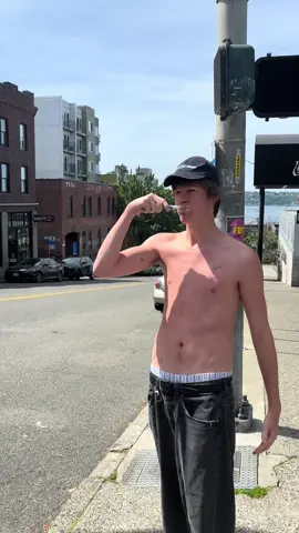 Sold Out in seattle tonight. 6 shows left on tour. I’m gonna miss it. #malcolmtodd #ecstatic