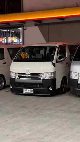 Are nga pala ang Van natin na si UBAN