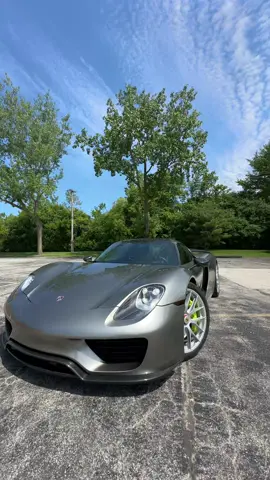 Sometimes you just gotta look back at it 🤷🏼 #918spyder #porsche918spyder #porsche918 #porscheclub #hypercar #carsoftiktok #carspotting 