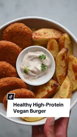 200 ⭐️⭐️⭐️⭐️⭐️ reviews! Best vegsn burgers! High-protein, 6 ingredients! Screenshot this for recipe link snd copy paste into your browser! https://cookingforpeanuts.com/easy-6-ingredient-lentil-burgers/ Or tap my profile link. Or go to Cookingforpeanuts.com and search LENTIL BURGER. Your dietitian, Nisha xxx #veganrecipes #plantbasedprotein #highprotein #plantbased #veganburger #healthyrecipes #mealprep #summerrecipes #grilling 