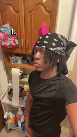 Comment 🤨🤨 #fypage #locs #dreads #dreadhead #fu #fupage #bandana 
