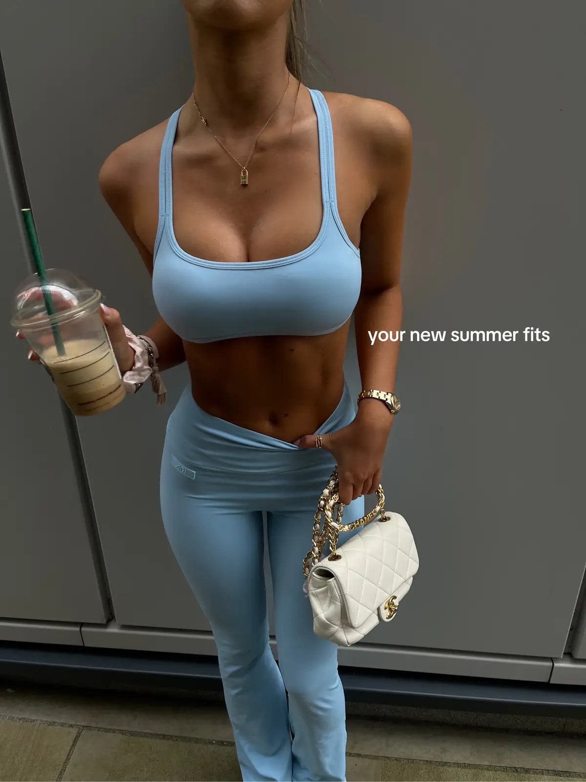 Use code “HOL20” for 20% off 👀 www.wear-ari.co.uk  #wearari #newgymclothes #OOTD #gymwear #gymoutfit #gymmotivation #airportoutfit #gymgirl #summerstyle #GymLife #fyp 