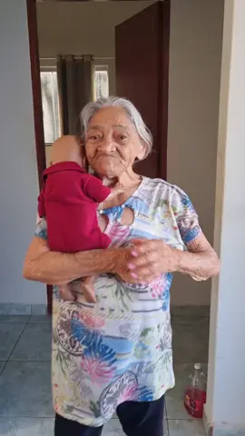 #CapCut #vovotiktok #vo #alzheimer #vovos #vovostiktokers #vovoviral #vovolinda #viral #mamãe #vovosdotiktok #demencia 