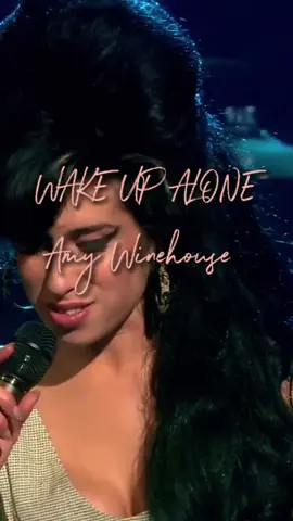 Amy Winehouse: Wake up alone Live in London 2007 #amy #amywinehouse #amywinhouse #amywinehousebacktoblack #amywinehouseedit #backtoblack #jazz #jazztok #rnb #rnbvibes #popculture #foryou #foryoupage #fy #fypシ゚viral #capcut #capcutvelocity #trending #pravoce 