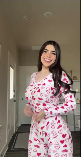 🤭 #bop #latina #mewtwo #mewtwobuild #latinabop 
