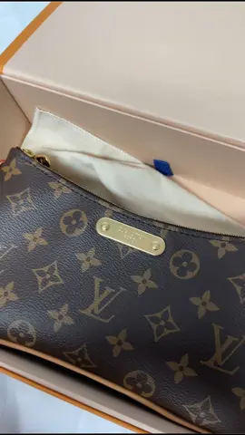 Unboxing my first ever Louis Vuitton bag!!🥹🤎 THE LATEST, Liv Pochette in monogram✨  This gorgeous bag has a leather adjustable strap and chain strap as well. It’s perfect for an everyday bag or formal occasions! So happy I went for this one😍🫶🏻 #louisvuitton #lv #pochette #liv #livpochette #lvmonogram #unboxing #lvunboxing #luxury #designertok #pursetok #purseunboxing #lvbag #lvshoulderbag #tiktokviral #fyp @Louis Vuitton 