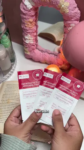 Ga perlu bleaching gigi lagi, cuma pake ini bisa bantu gigi putih ( pakai secara rutin ) Review jujur ya!! #metoo #metoosmile  #pemutihgigi #metooPAP #metoostrips #whiteningstrips #metoowhiteningstrips #localwhiteningstrips #whiteningstripslokal #stripspemutihgigi @Metoo Beauty 