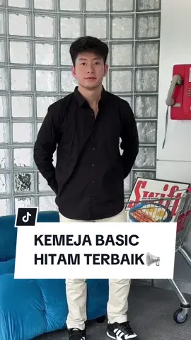 Kemeja basic hitam terbaik dengan harga miring sejauh ini dari M231. Pokoknya pasti ganteng kalo pake kemeja ini‼️ #withM231 #belilokal #kemejahitam 