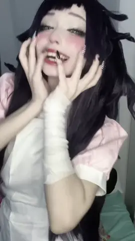 This feeling of despair #mikan#mikantsumiki#mikantsumikicosplay#mikandanganronpa#danganronpa#danganronpacosplay#danganronpav2  