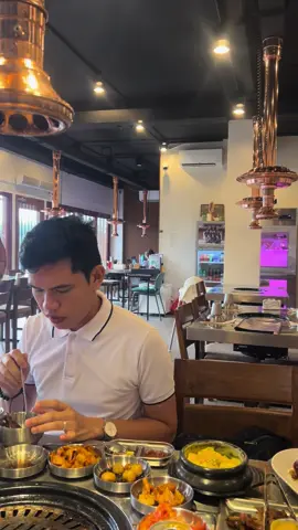 Yung pasosyal ka pero mali ang pronunciation mo