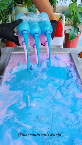 Satisfying ice cream #asmr #satisfying #foryou #icecream 